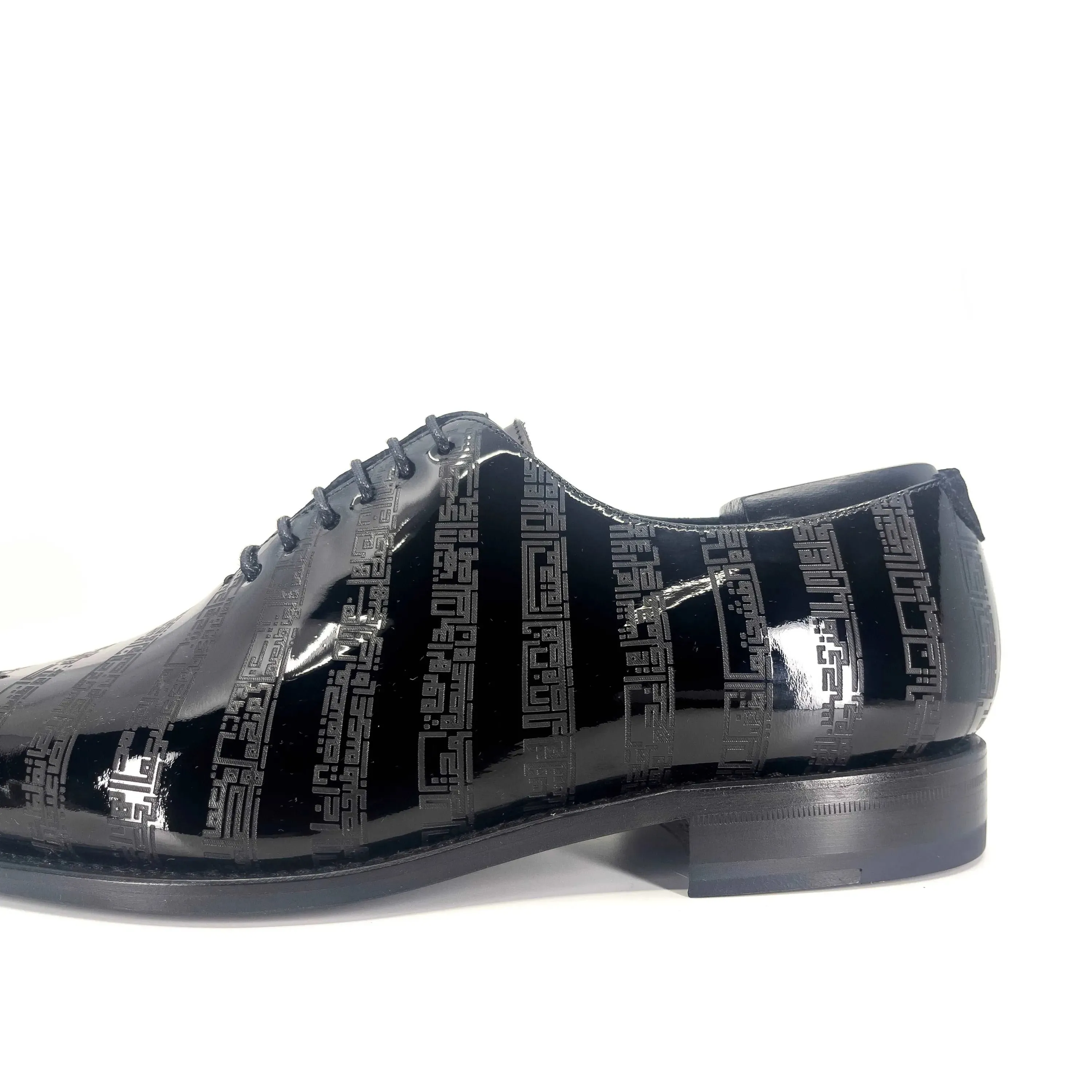 Before The Throne Wholecut Shoes