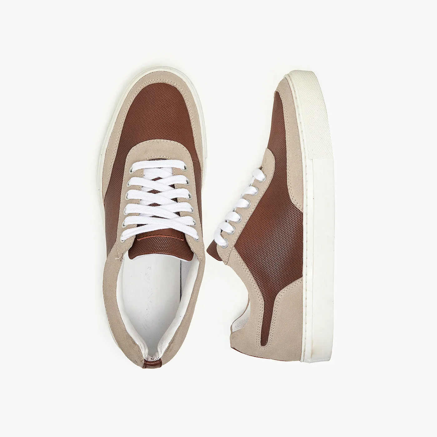 Classic Men's Sneaker