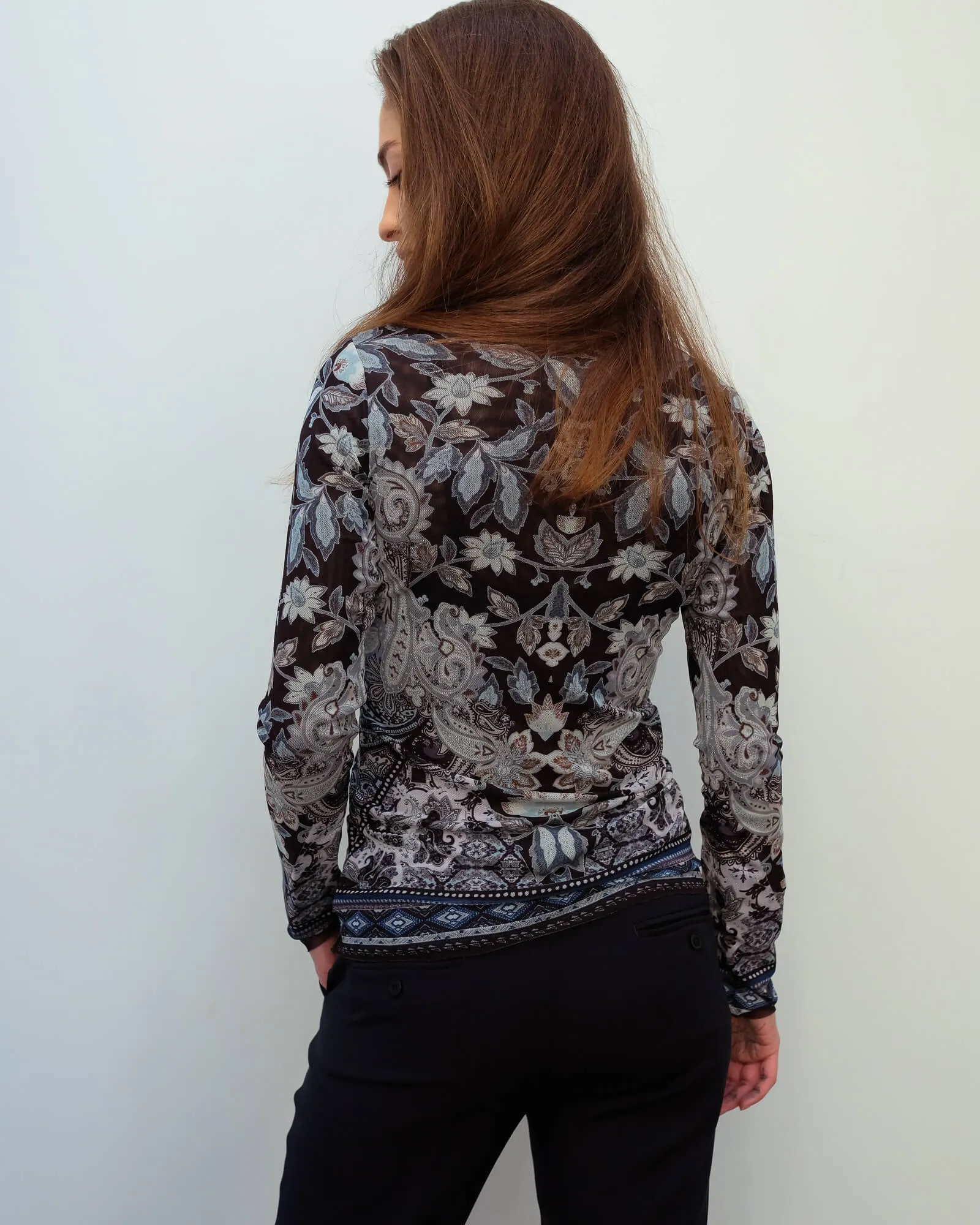 HB 2611 Zephyr blouse in black