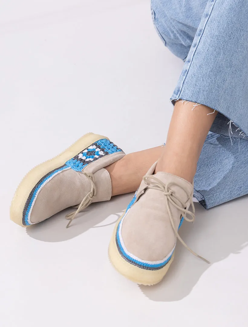 Komo Crochet Moccasin Sand Blue Multi