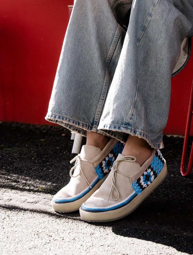 Komo Crochet Moccasin Sand Blue Multi