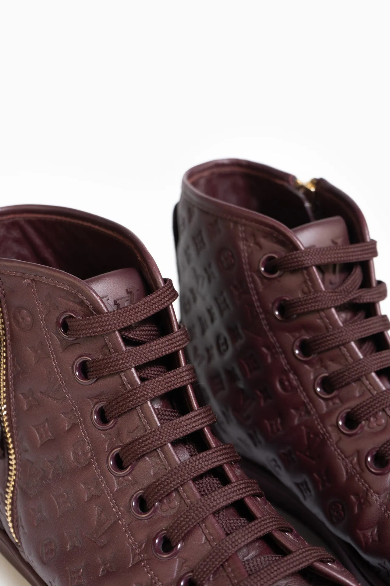 Louis Vuitton Burgundy Zipper Trainers - Size 39