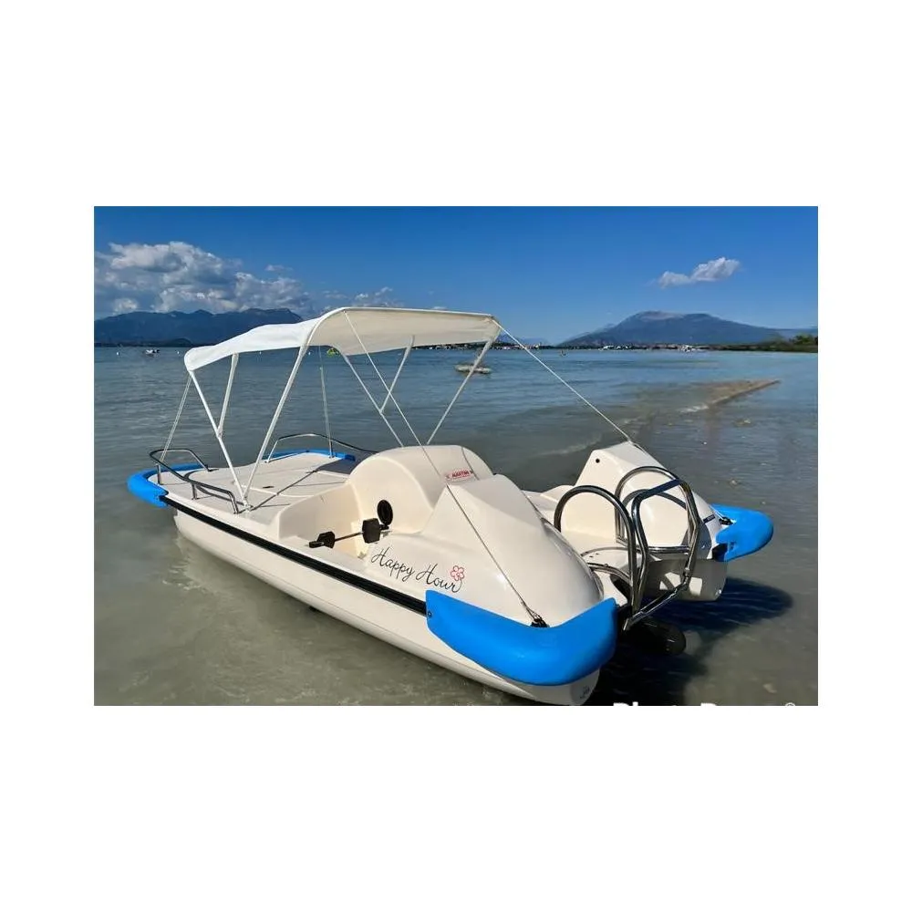 Martini Nautica Happy Hour 5 Person Pedal Boat