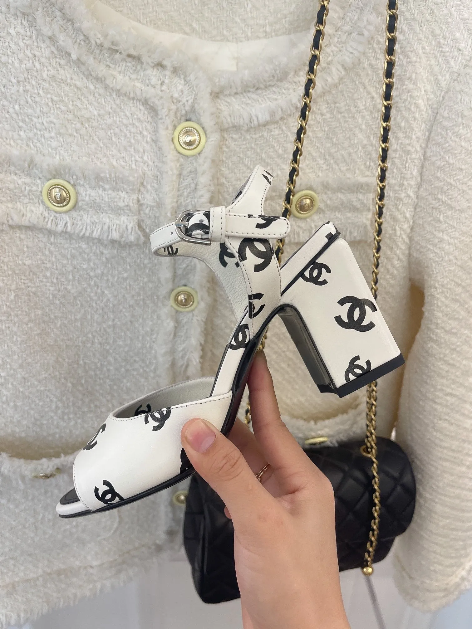SE864 CC Sandals / Size5-9