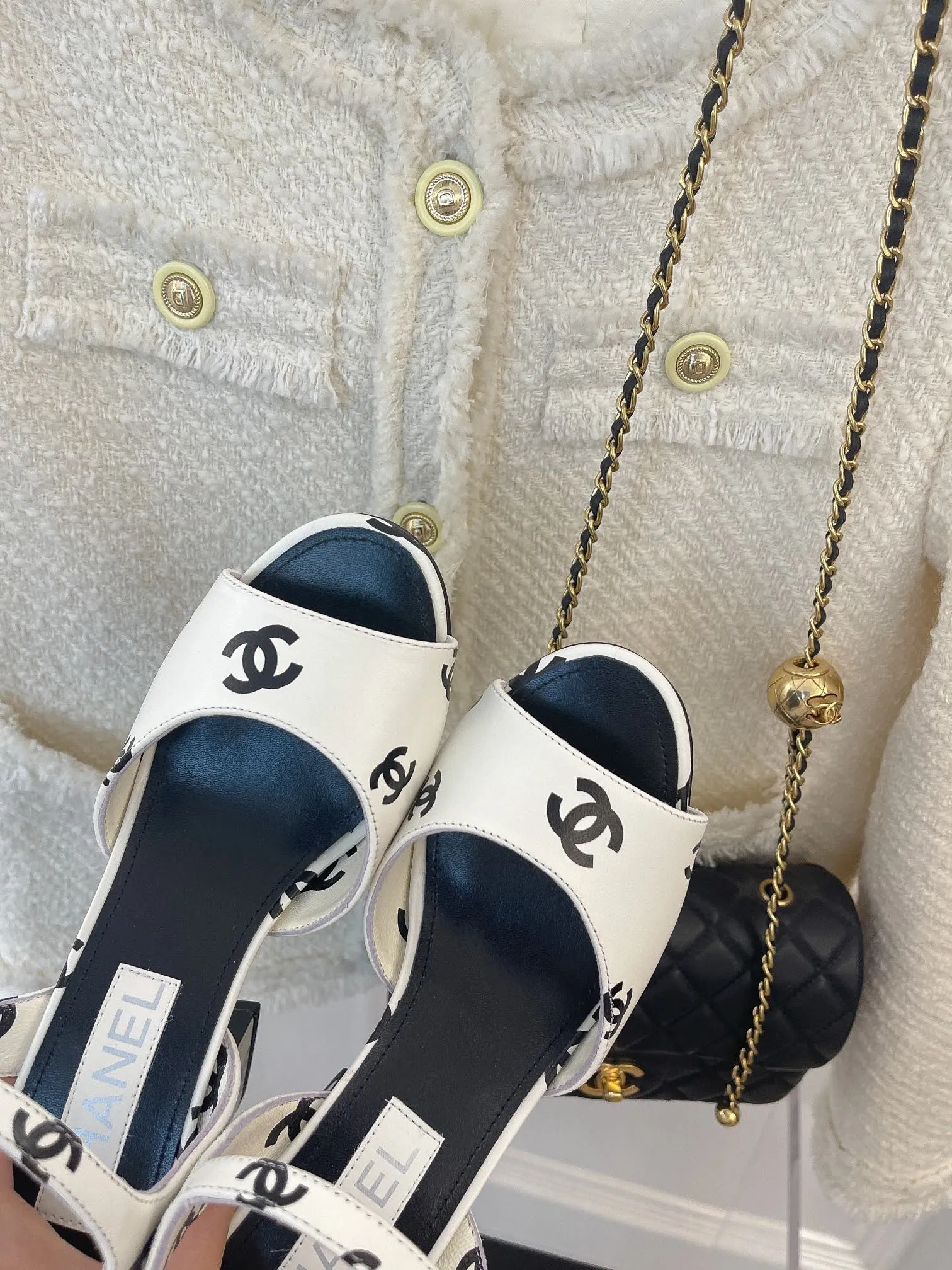 SE864 CC Sandals / Size5-9